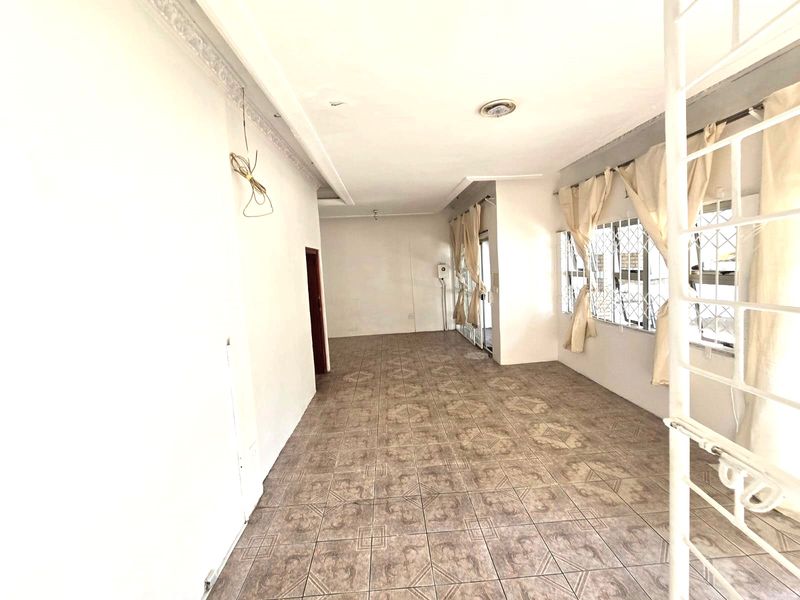 Beautiful semi detached home - Photo 3