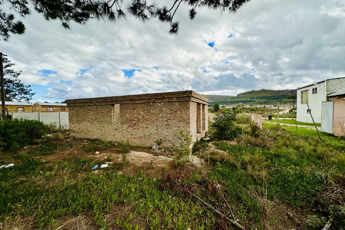 A partially build home For Sale in Botrivier - Photo 5
