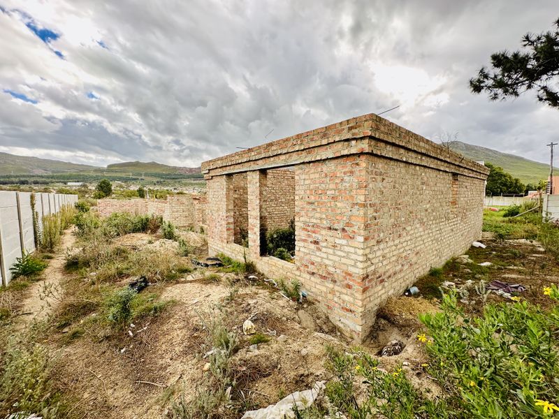 A partially build home For Sale in Botrivier - Photo 9