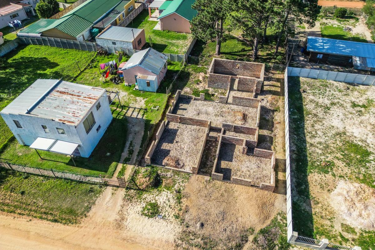 A partially build home For Sale in Botrivier - Photo 4