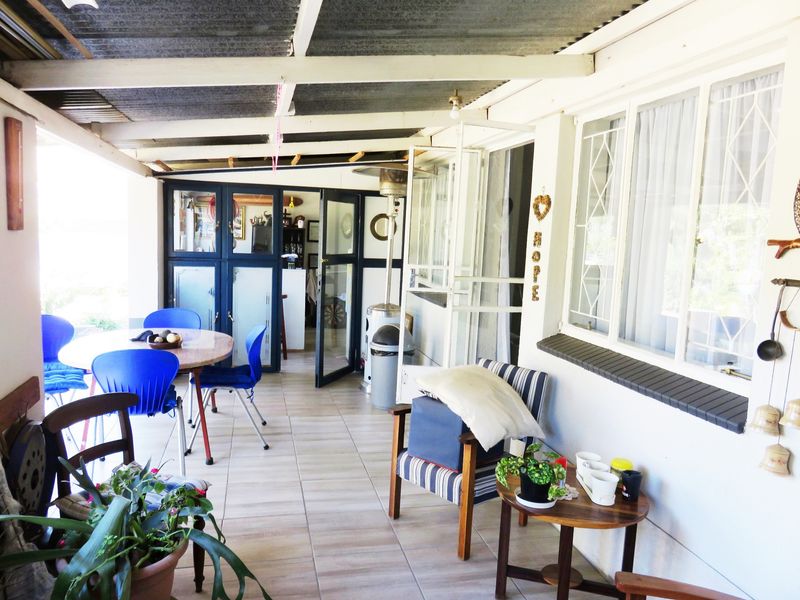 Perfect Position & Pretty Property in Deneysville, Vaal Dam - Photo 4