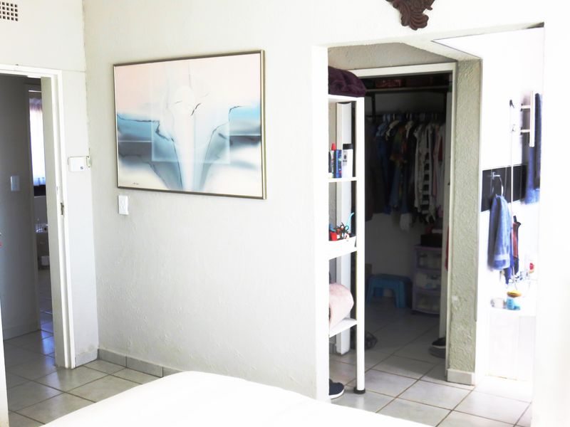 Perfect Position & Pretty Property in Deneysville, Vaal Dam - Photo 9