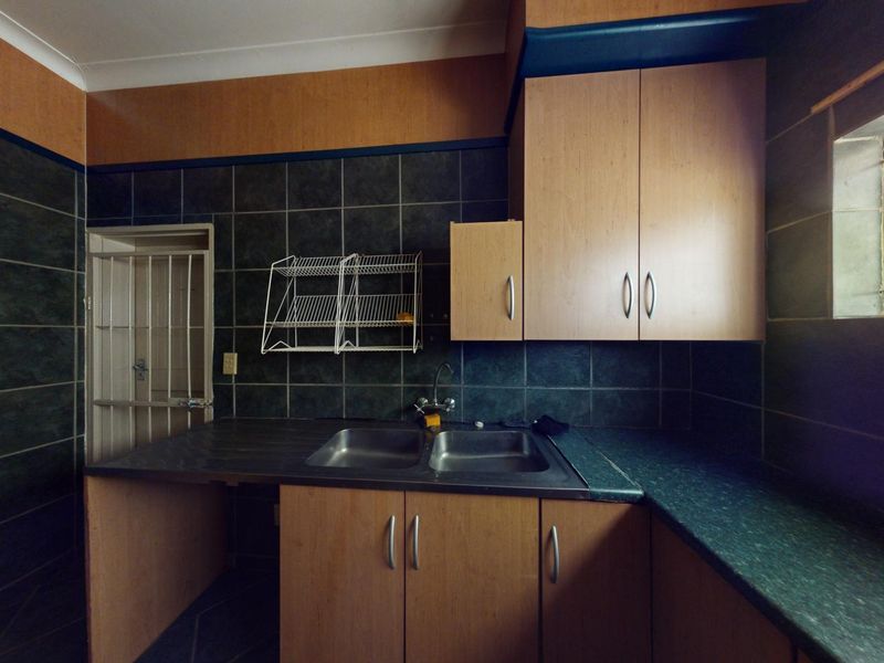 Plot living in Akasia - Photo 8