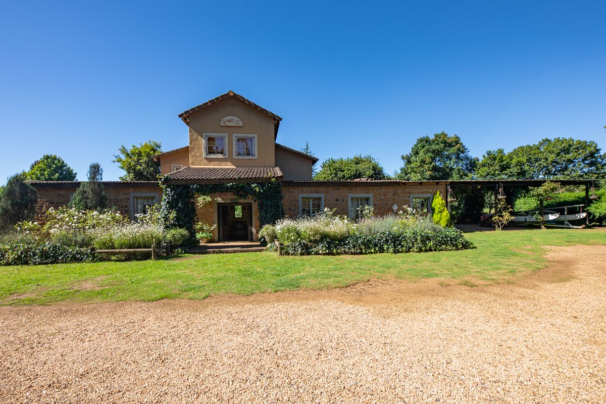 Lifestyle Farm &  Established Wedding Venue - Photo 3