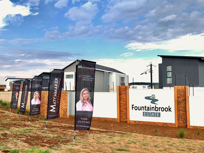 Ultra-Modern 4 Bedroom Home with a Staff Room. - Photo 7