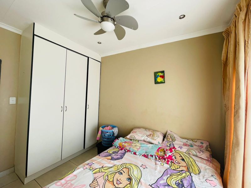 4  Bedroom house for Sale - Photo 10