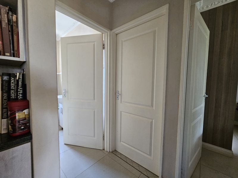 Freehold For Sale In Kimberley - Photo 6