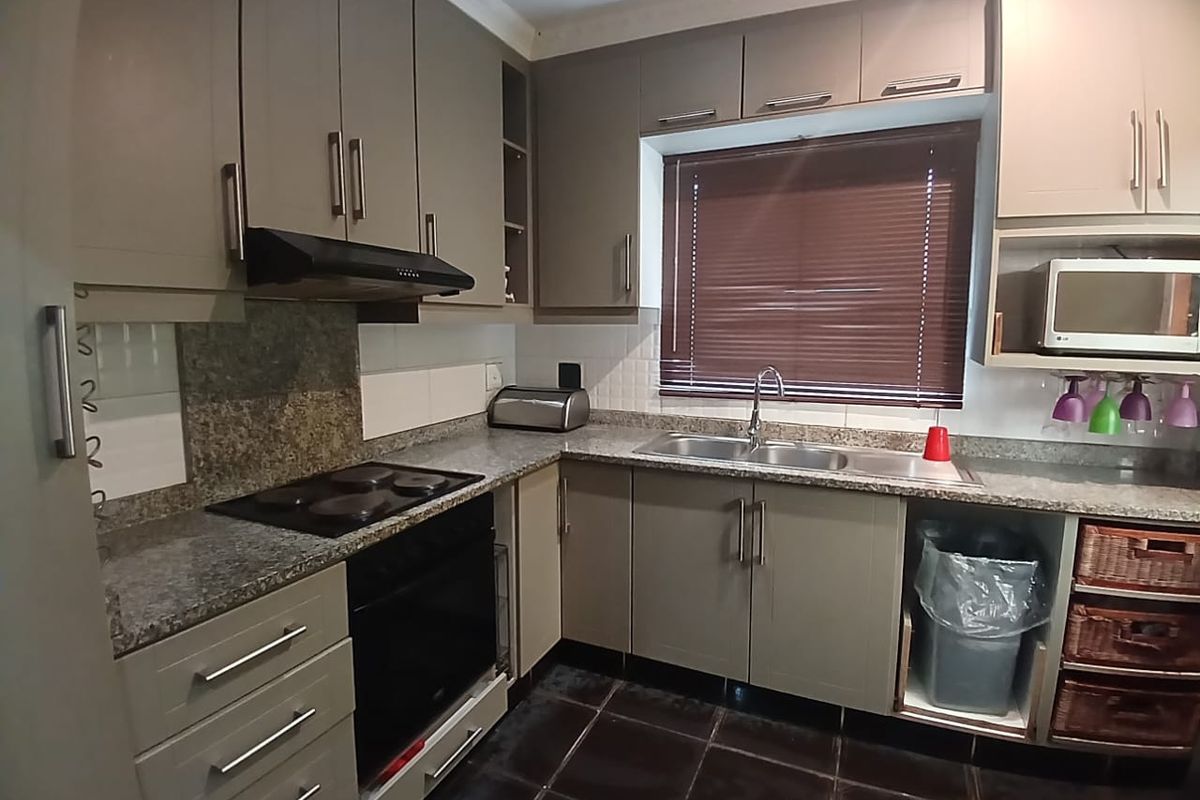 3 Bedroom House For Sale - Photo 5