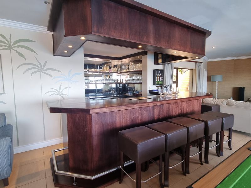 Southbroom Beachfront Luxury,  Expansive 9 Bedroom, 3 Level Coastal Sanctuary - Photo 9