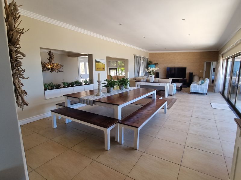 Southbroom Beachfront Luxury,  Expansive 9 Bedroom, 3 Level Coastal Sanctuary - Photo 5