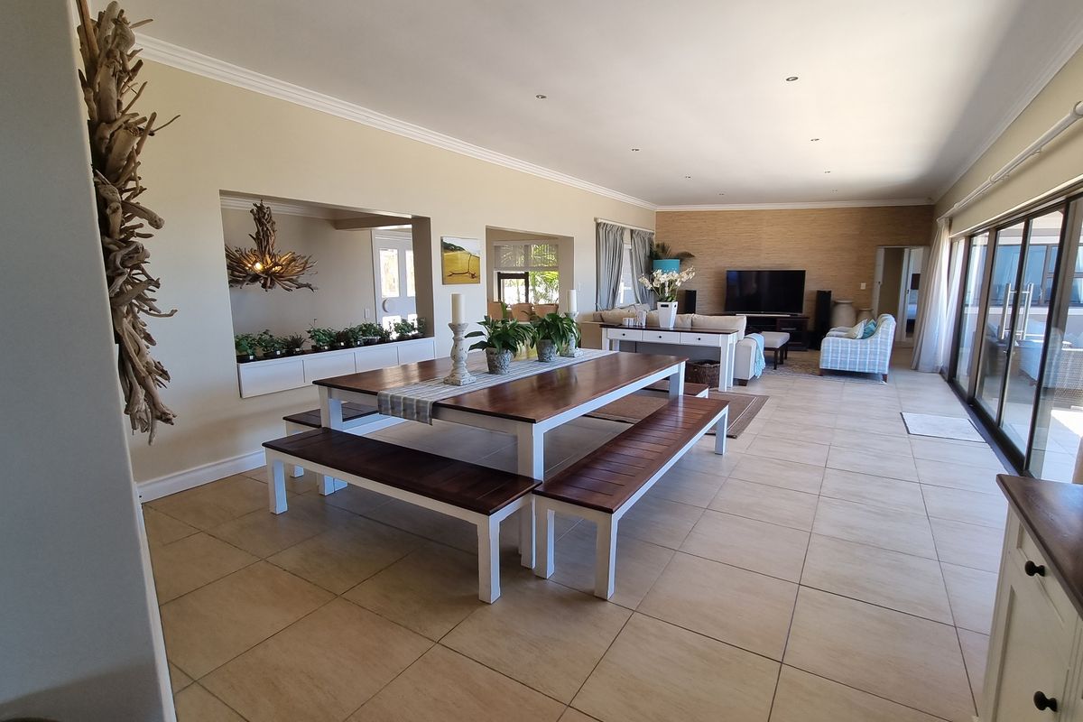 Southbroom Beachfront Luxury,  Expansive 9 Bedroom, 3 Level Coastal Sanctuary - Photo 5