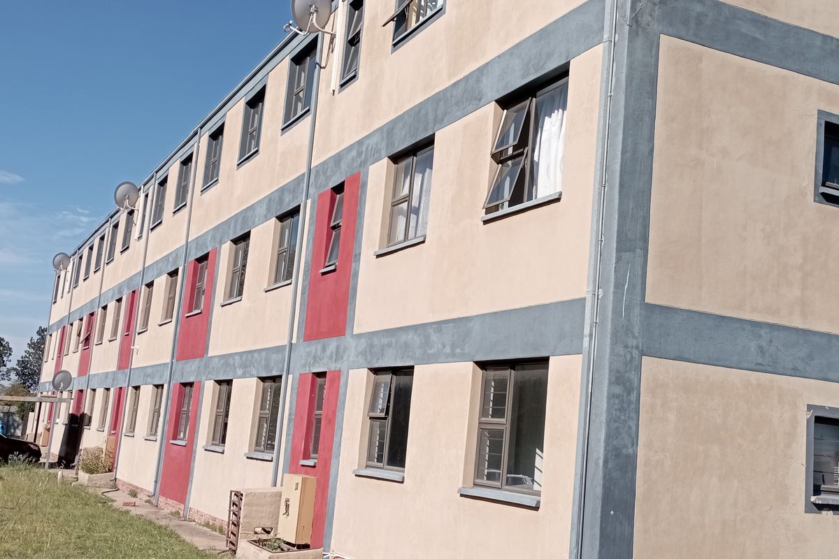 2 Bedroom Apartment For Sale - Photo 3