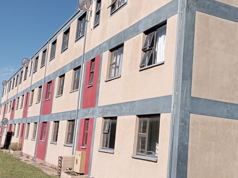 2 Bedroom Apartment For Sale - Photo 3