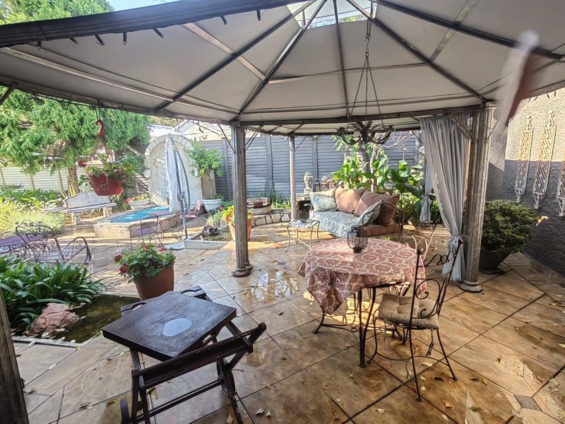 Exquisite Guest House - Photo 8