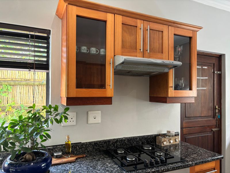 Two Bedroom Pet Friendly Garden Simplex - Photo 10