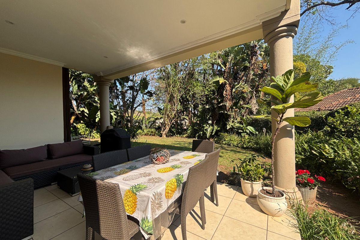 Two Bedroom Pet Friendly Garden Simplex - Photo 3