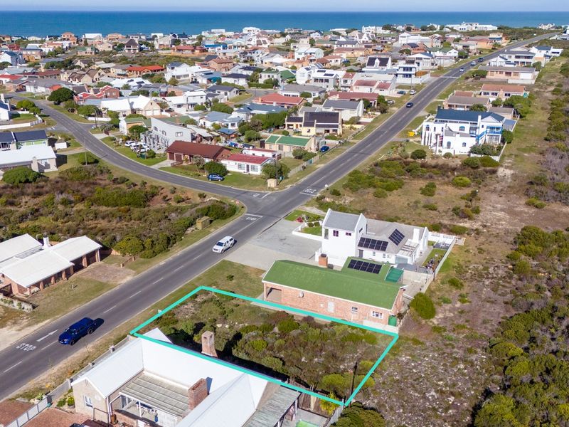 Coastal Comfort Awaits! - Photo 5