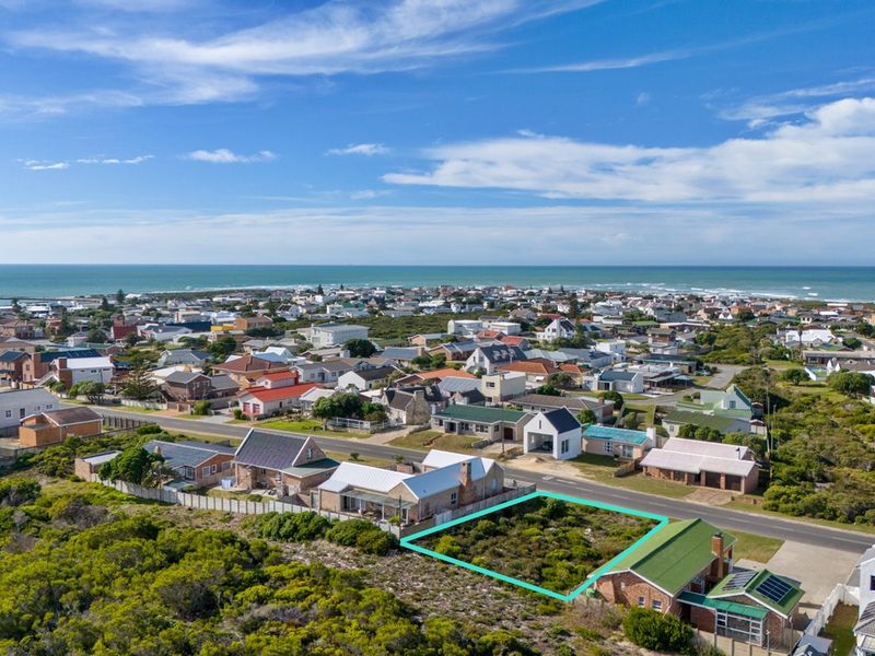 Coastal Comfort Awaits! - Photo 2