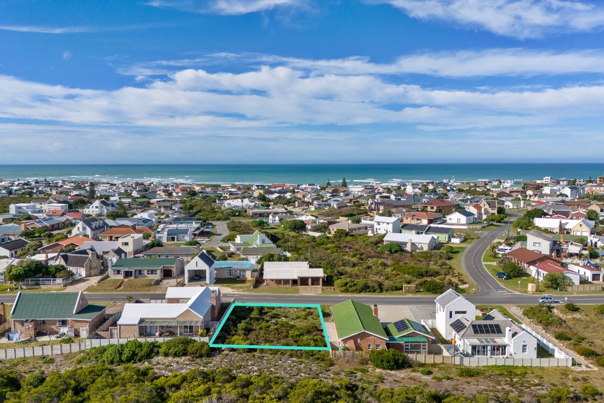 Coastal Comfort Awaits! - Photo 3