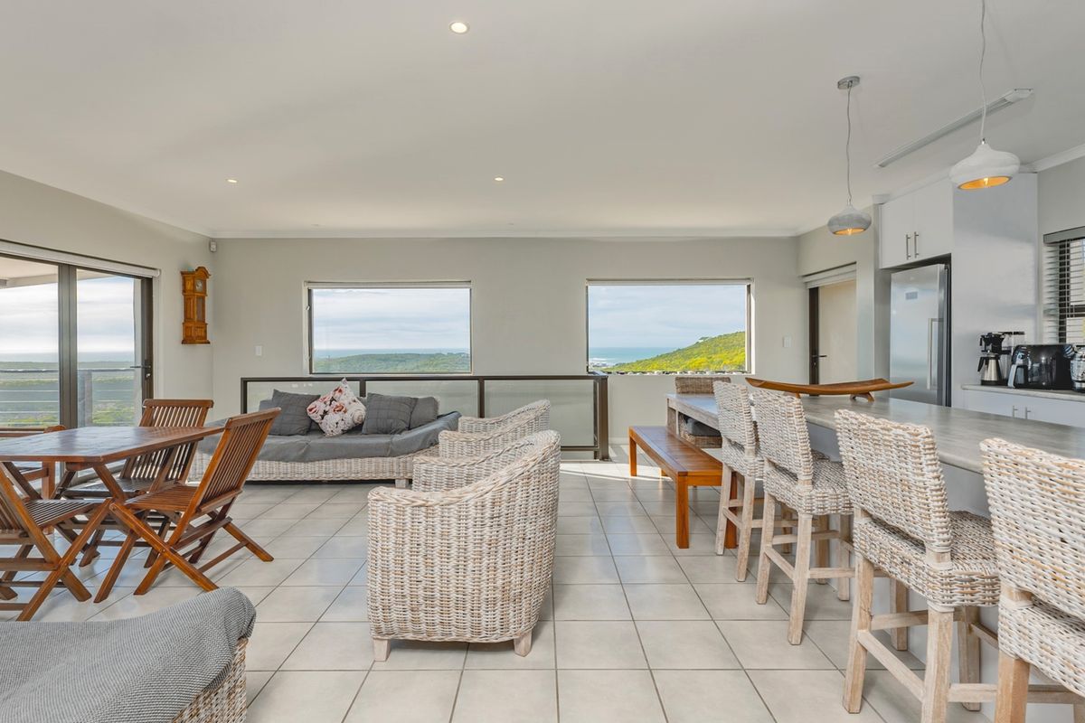 Nature Reserve Lifestyle with stunning views! - Photo 5