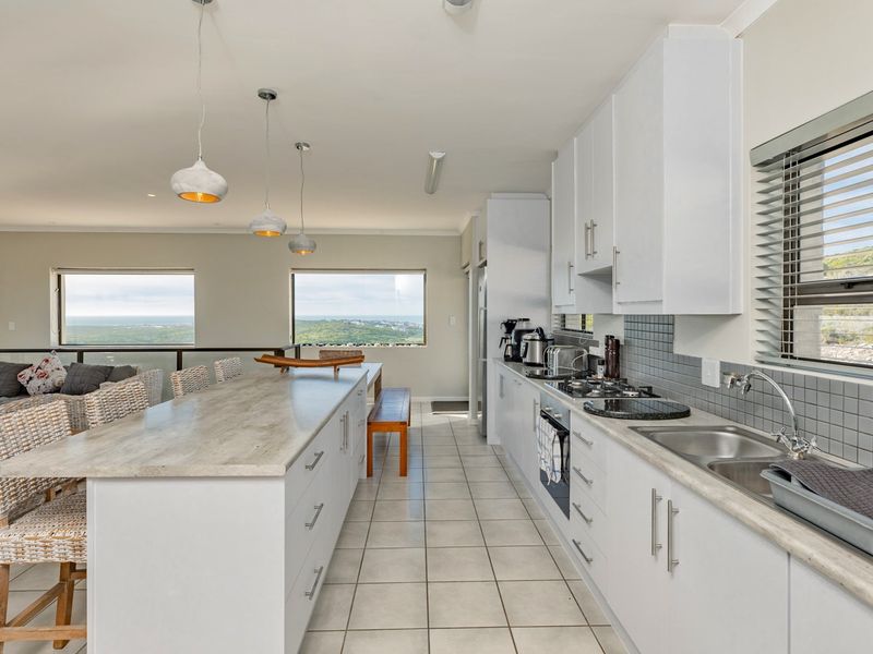 Nature Reserve Lifestyle with stunning views! - Photo 10