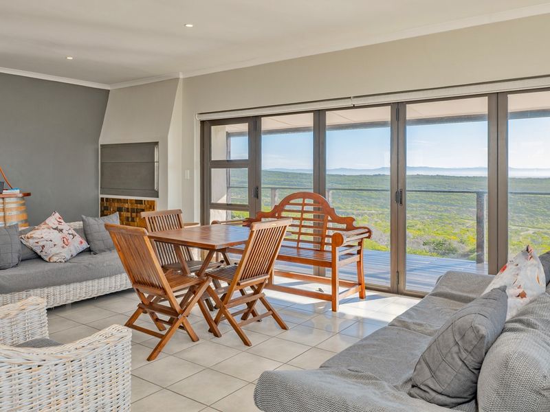 Nature Reserve Lifestyle with stunning views! - Photo 4