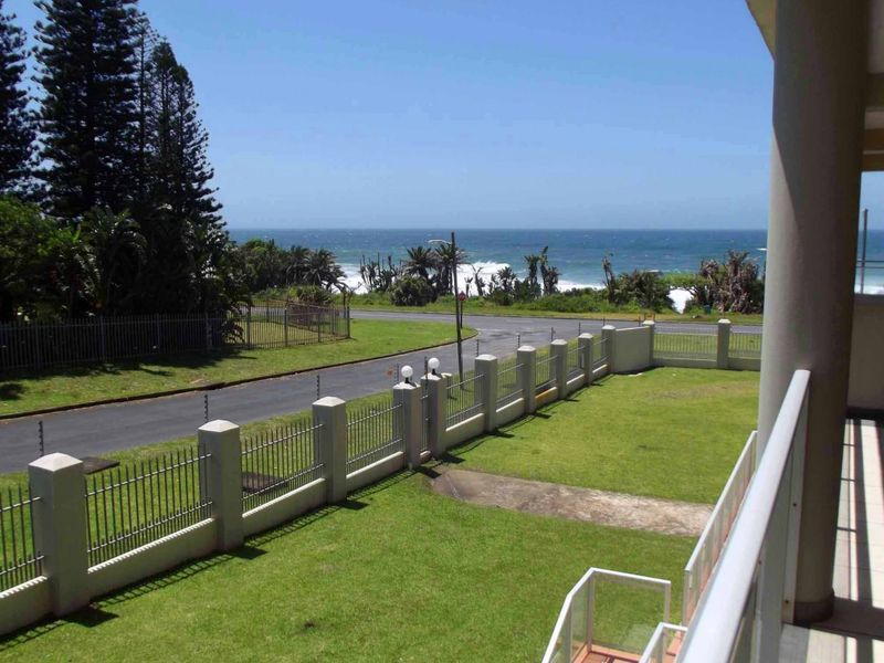 Spacious Furnished Modern Unit just 300m from Uvongo Pier and beach. - Photo 3
