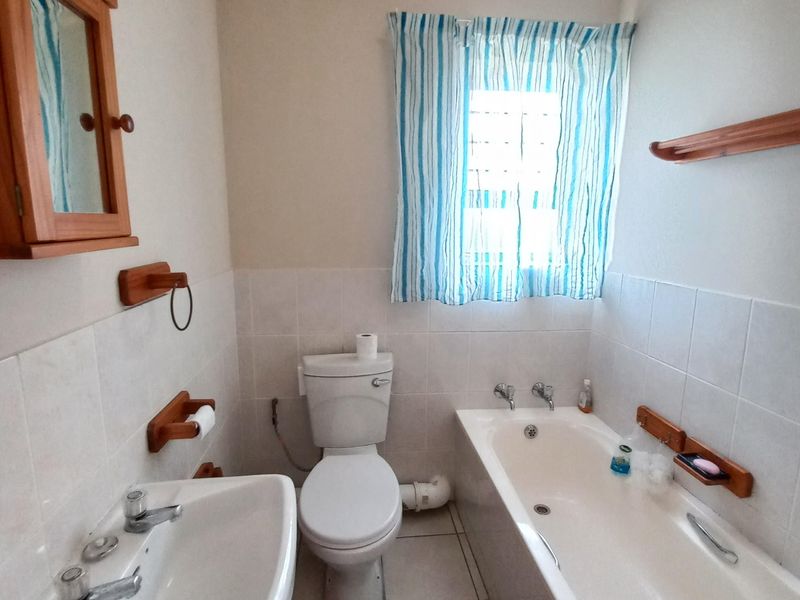 Apartment For Sale In Margate - Photo 9