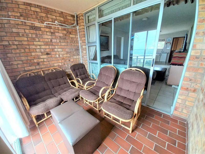 Apartment For Sale In Margate - Photo 2