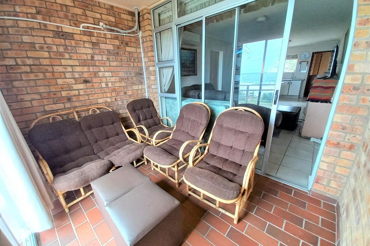 Apartment For Sale In Margate - Photo 2