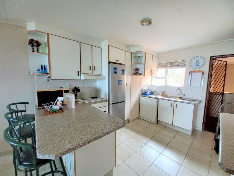 Apartment For Sale In Margate - Photo 4
