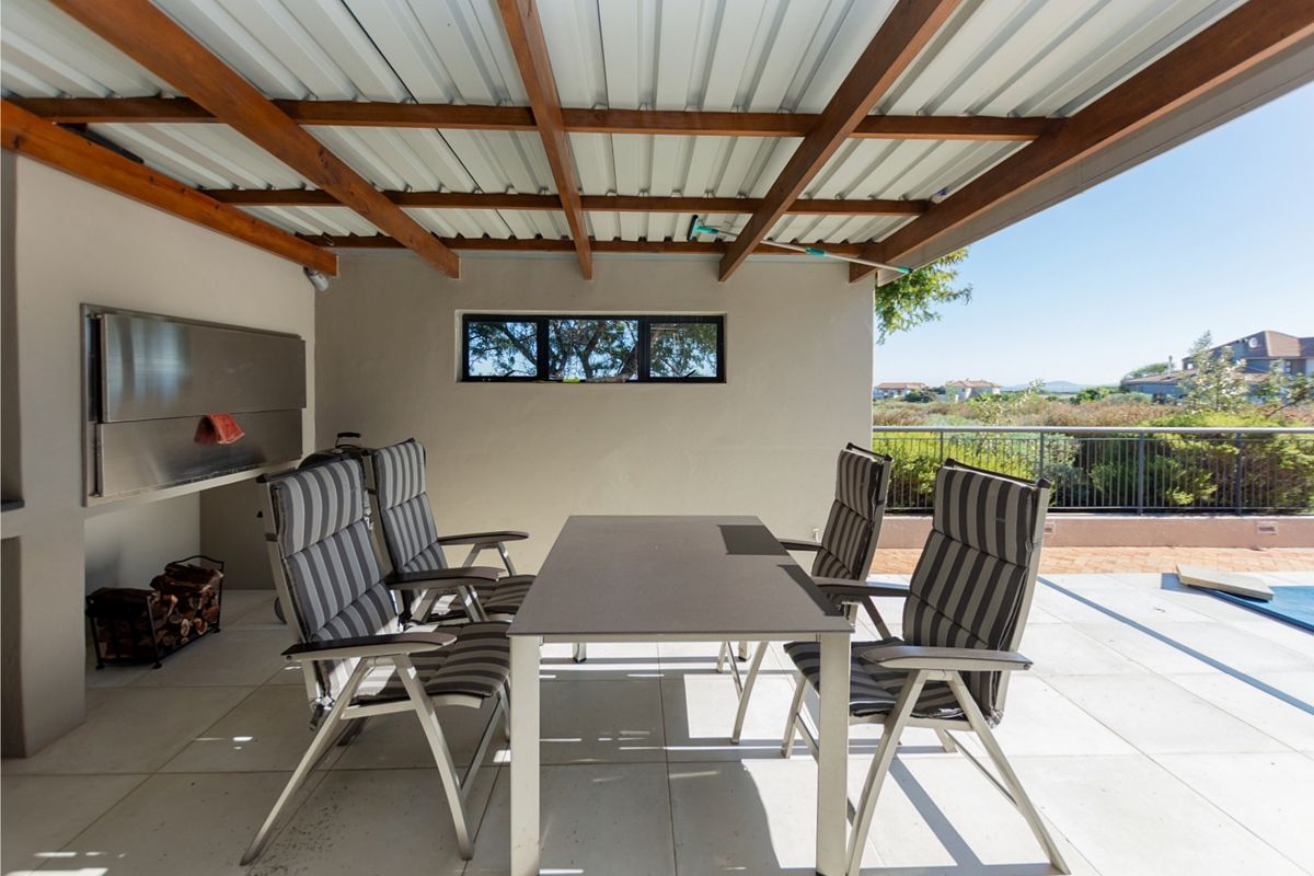 Sophisticated Living with Lagoon, Fairway and Greenbelt Views in Langebaan Country Estate - Photo 5