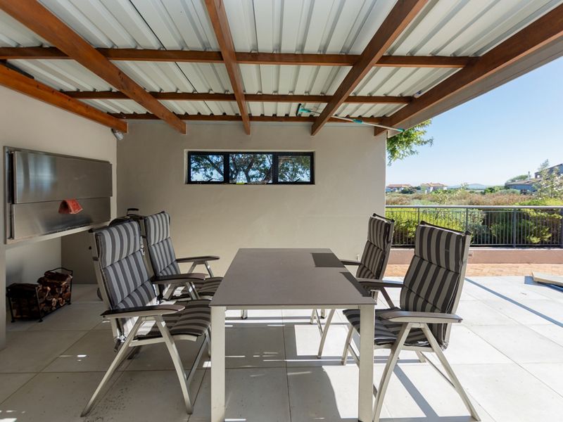 Sophisticated Living with Lagoon, Fairway and Greenbelt Views in Langebaan Country Estate - Photo 5