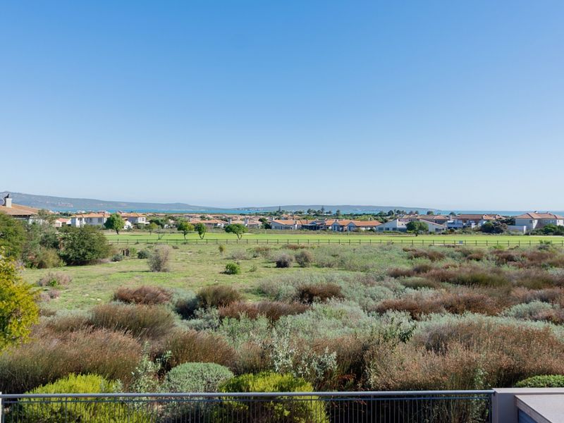 Sophisticated Living with Lagoon, Fairway and Greenbelt Views in Langebaan Country Estate - Photo 3
