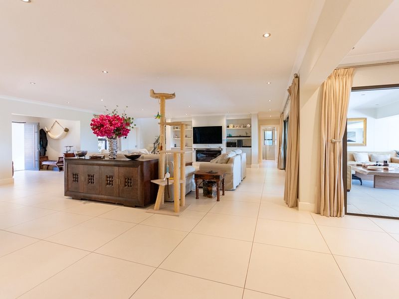 Sophisticated Living with Lagoon, Fairway and Greenbelt Views in Langebaan Country Estate - Photo 4