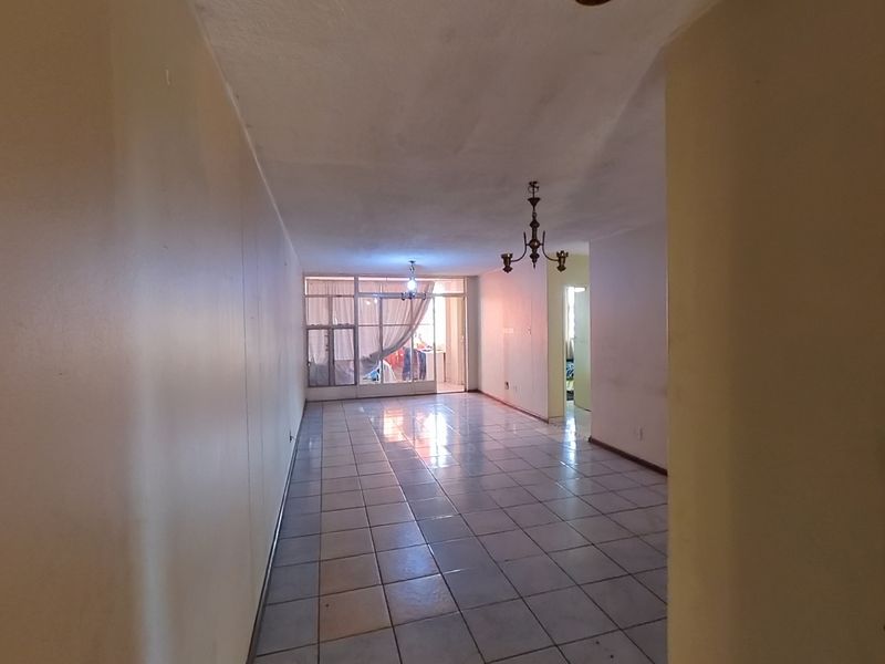 Real Spacious Duplex Living, Private Complex - Sunnyside - Photo 2