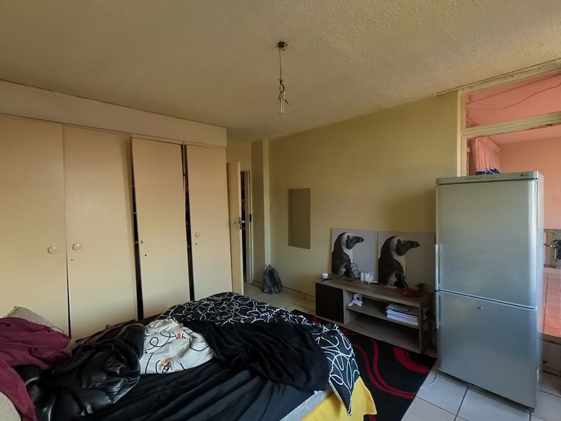 Real Spacious Duplex Living, Private Complex - Sunnyside - Photo 7