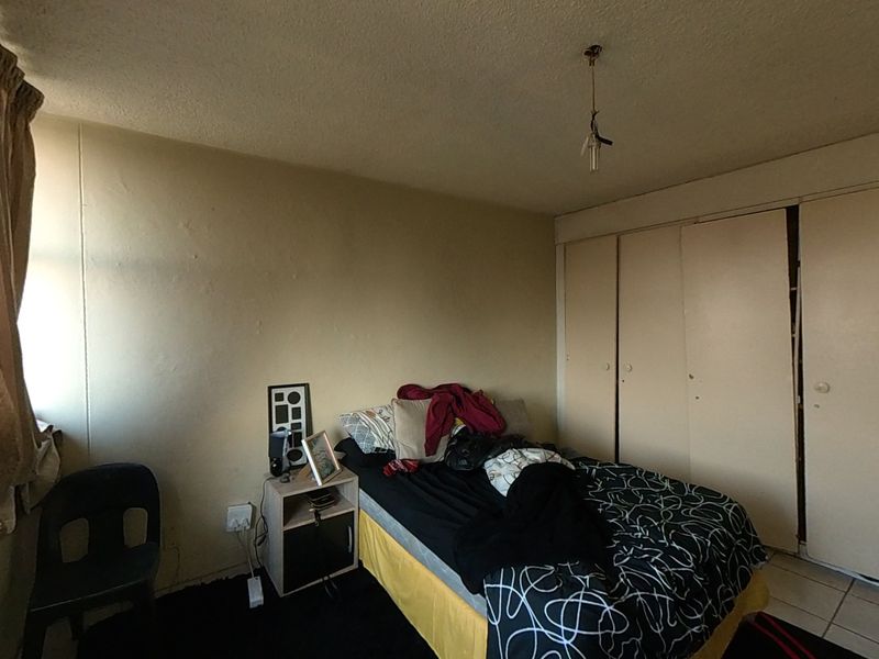 Real Spacious Duplex Living, Private Complex - Sunnyside - Photo 8