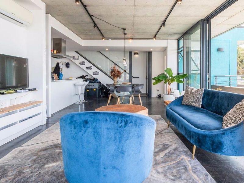 PENTHOUSE IN "RAW DESIGN“ – WITH PANORAMIC VIEW FROM THE HARBOUR OVER THE CITY TO TABLE MOUNTAIN - Photo 7