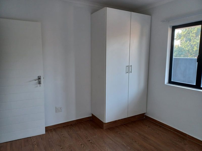 Modern lock up and go apartment. - Photo 10