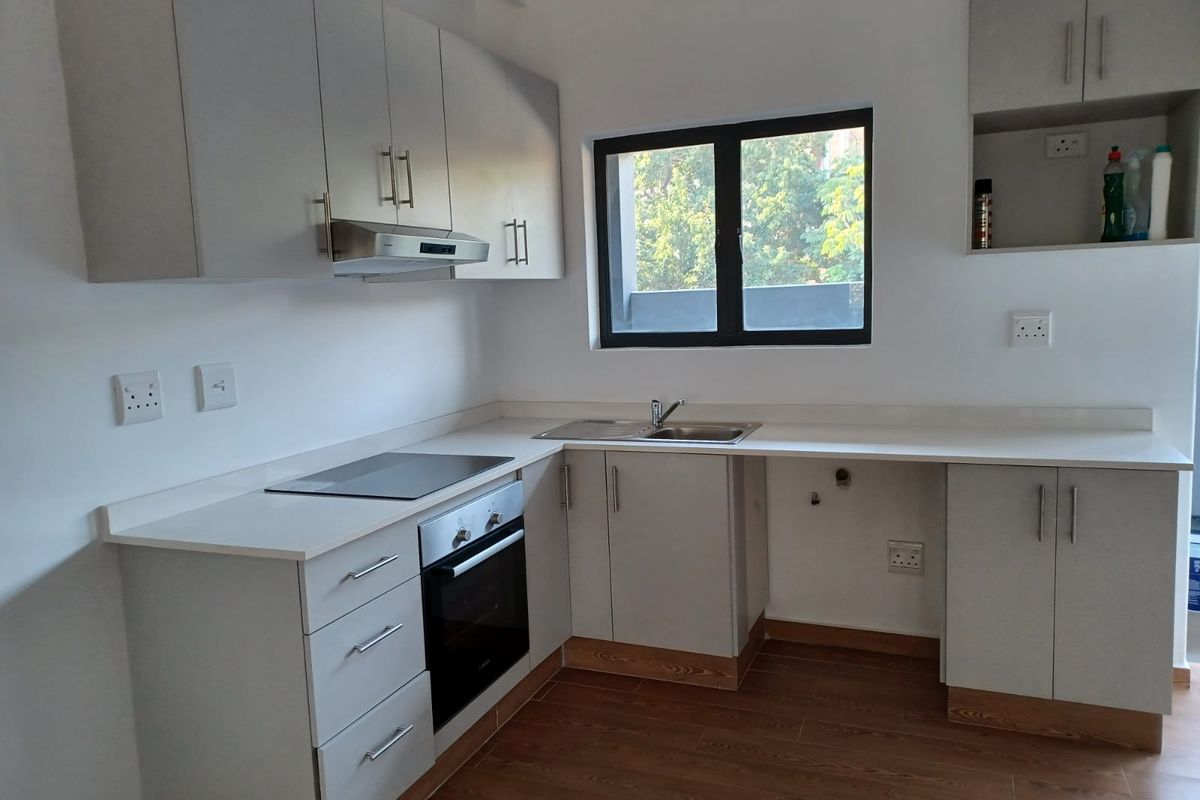 Modern lock up and go apartment. - Photo 5