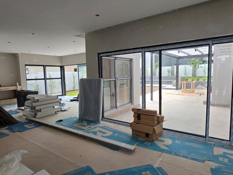 Exquisite Double-Storey Home in Midstream Heights with Pool, Boma and Cinema Room. - Photo 9