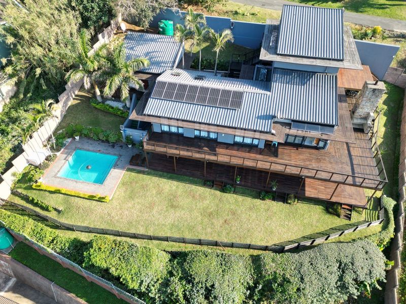 Excellent Location, Spectacular Sea views - Photo 1