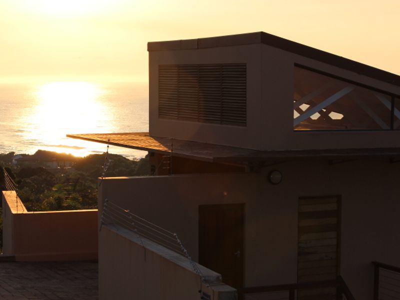 Excellent Location, Spectacular Sea views - Photo 3