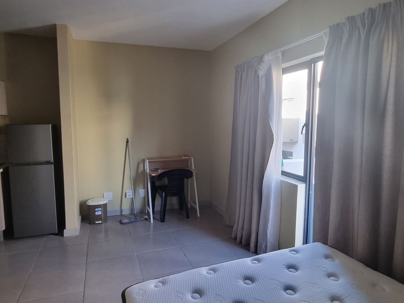 Grab This Below‐Value Studio Unit Before It’s Gone - Photo 5