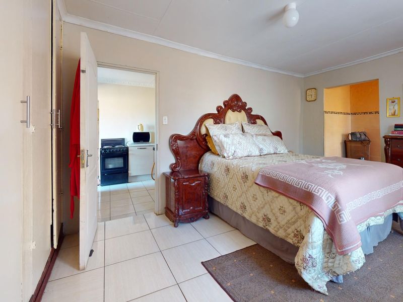 Spacious 3 Bedroom Family Home in Promosa - Photo 7