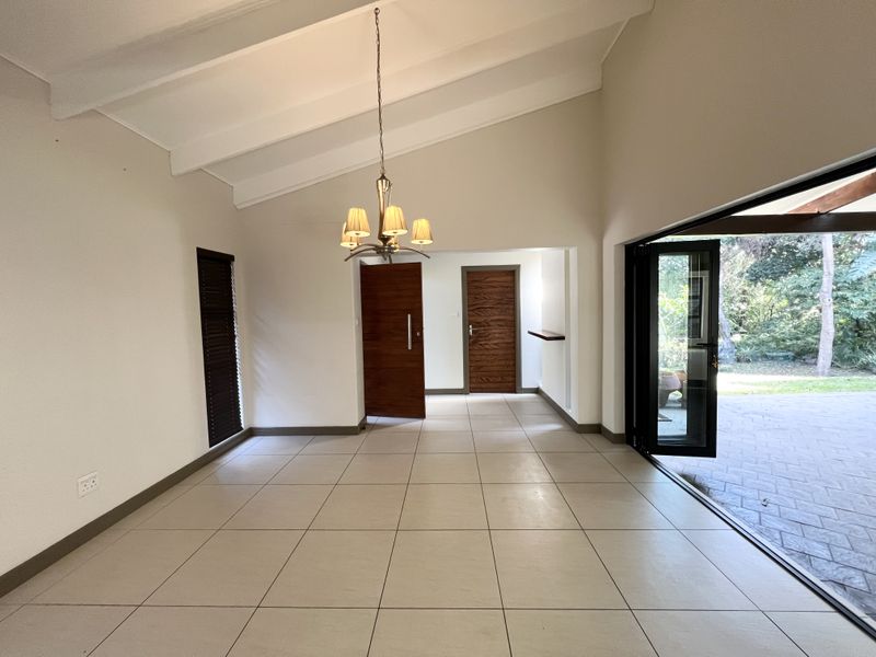 Buying a Lifestyle - 3 Bedroom in Mzingazi Golf Estate - Photo 4