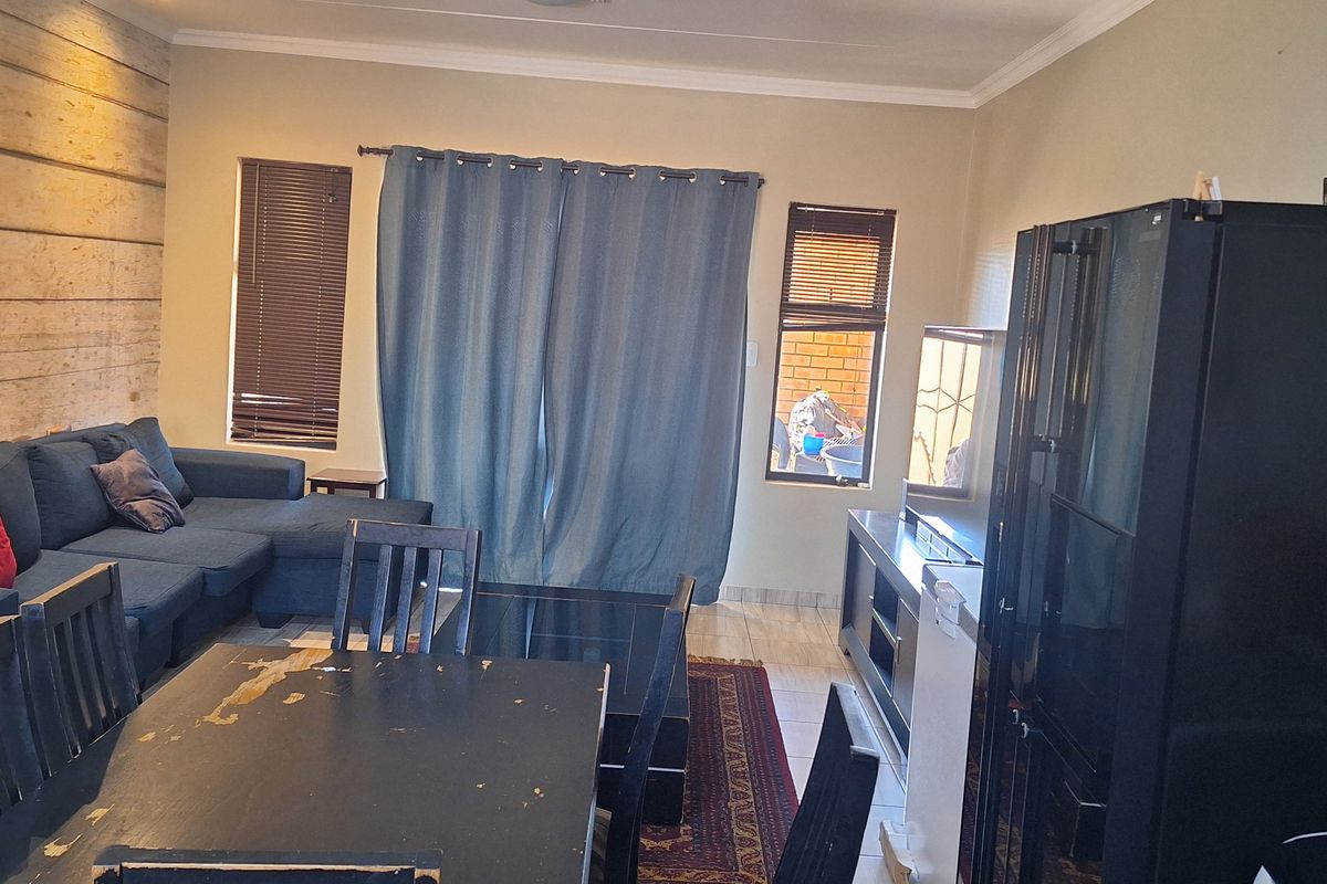 Stunning apartment for sale featuring modern finishes - Photo 4