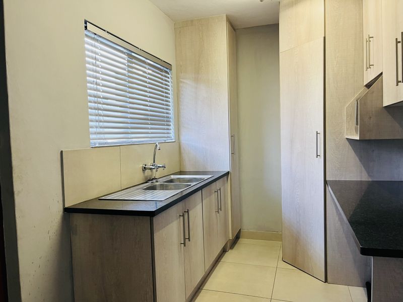 Ideal for family living, now available for sale. - Photo 4