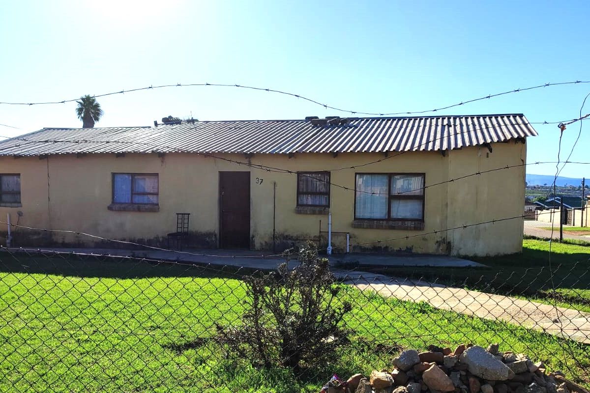 Fixer upper set in the Hearts of Comfy Homes!!! - Photo 3